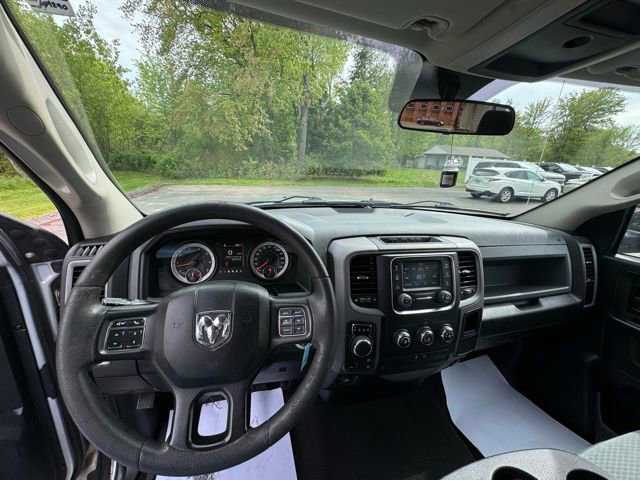 Used 2018 RAM 1500 Express w/ Express Value Package AWD/4WD image 17