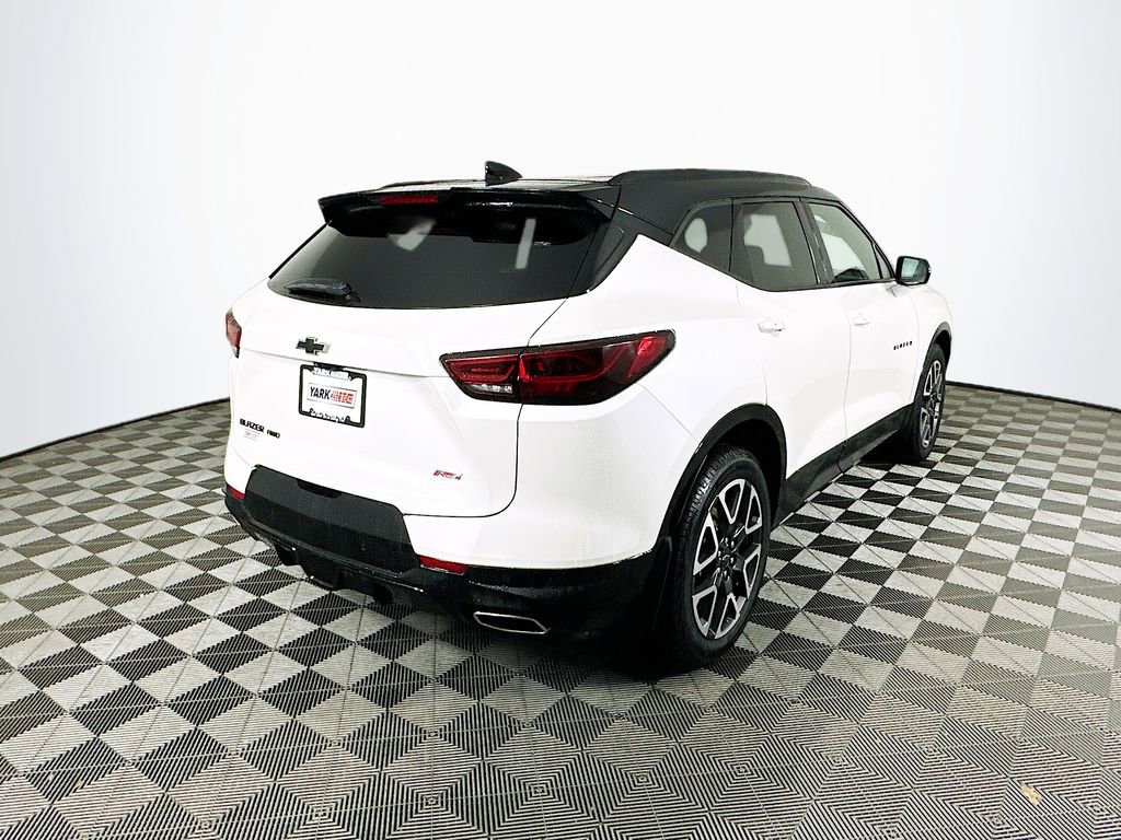 Used 2023 Chevrolet Blazer RS w/ Driver Confidence II Package AWD/4WD image 12