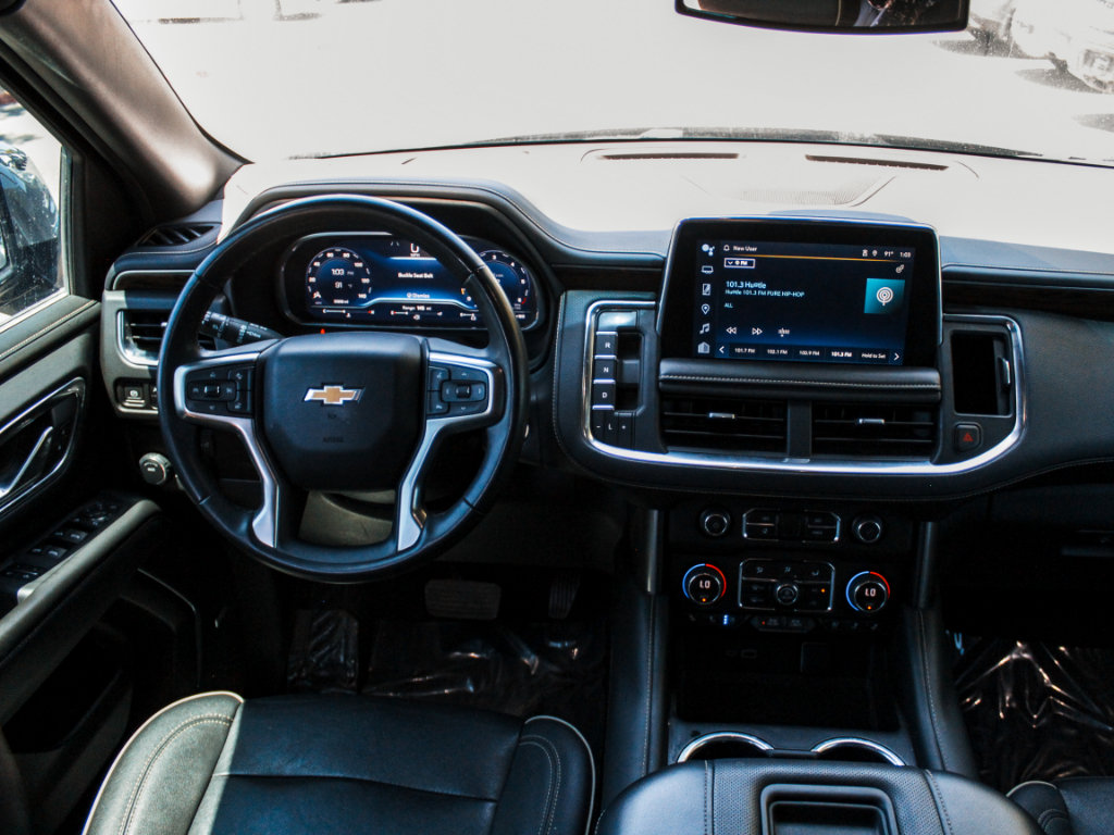 Used 2023 Chevrolet Suburban Premier RWD image 26