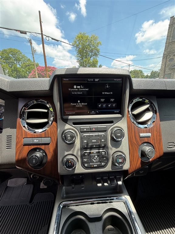 Used 2015 Ford F350 Lariat w/ Lariat Ultimate Package AWD/4WD image 13
