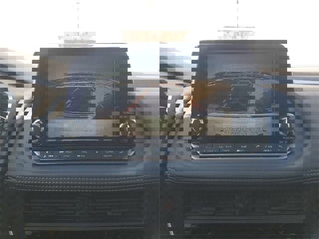 New 2025 Nissan Rogue S image 14