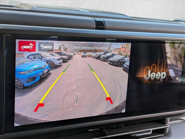 Certified 2025 Jeep Wrangler Unlimited Rubicon AWD/4WD image 15