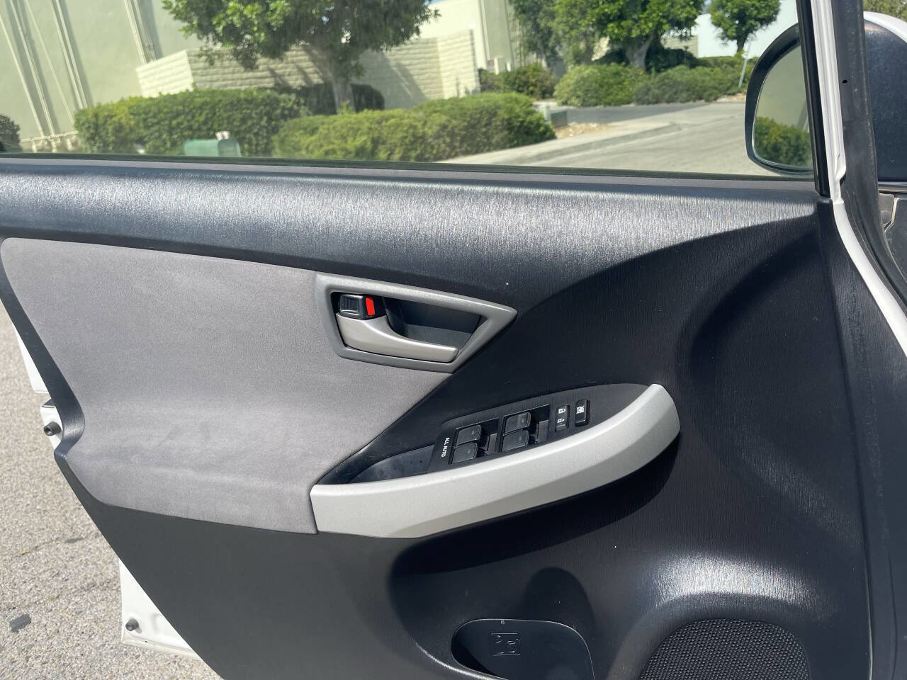 Used 2013 Toyota Prius One image 16