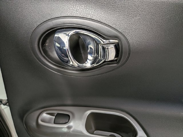 Used 2012 Nissan Juke SL AWD/4WD image 35