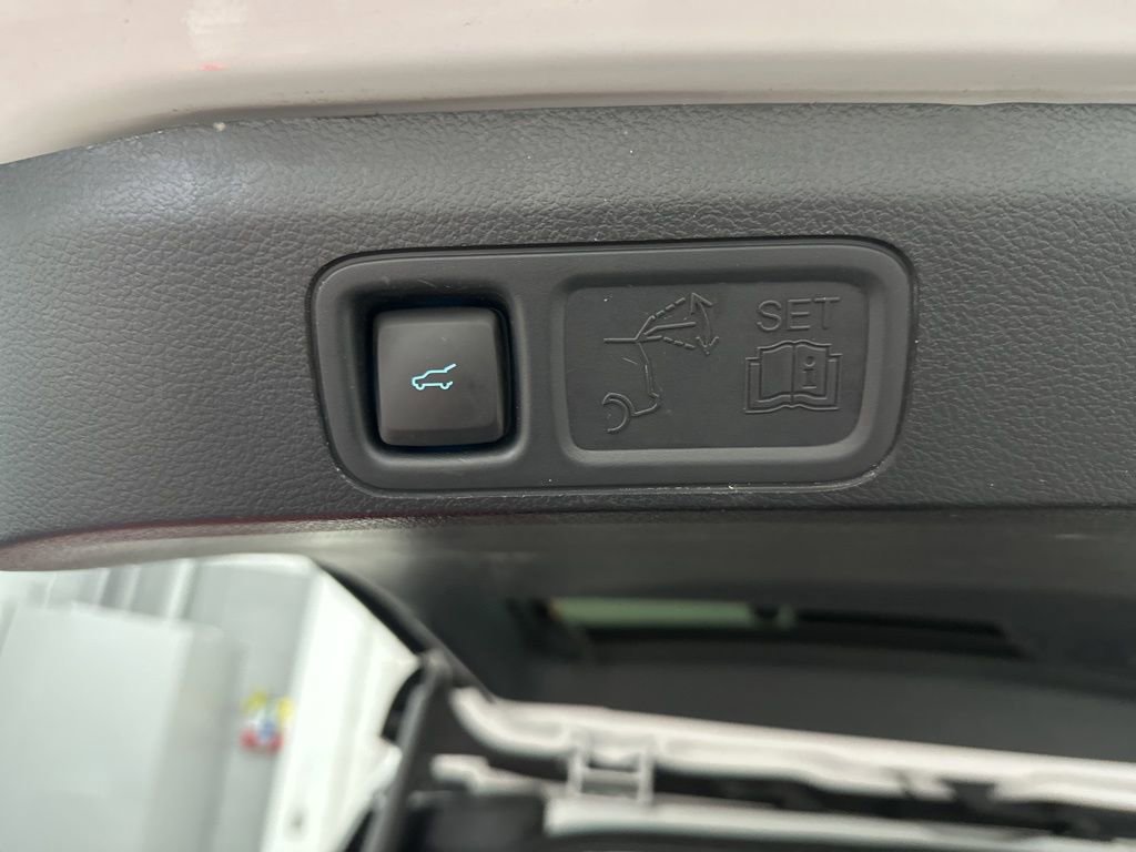 Used 2022 Ford Expedition Max XLT AWD/4WD image 41