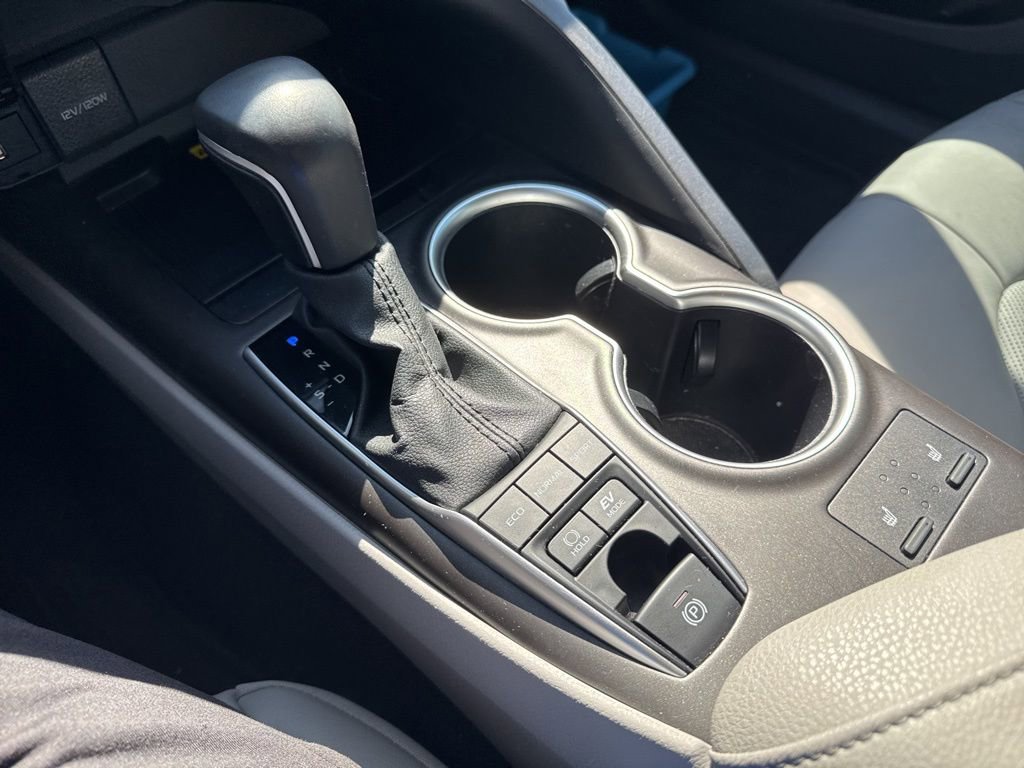 Used 2024 Toyota Camry XLE image 31