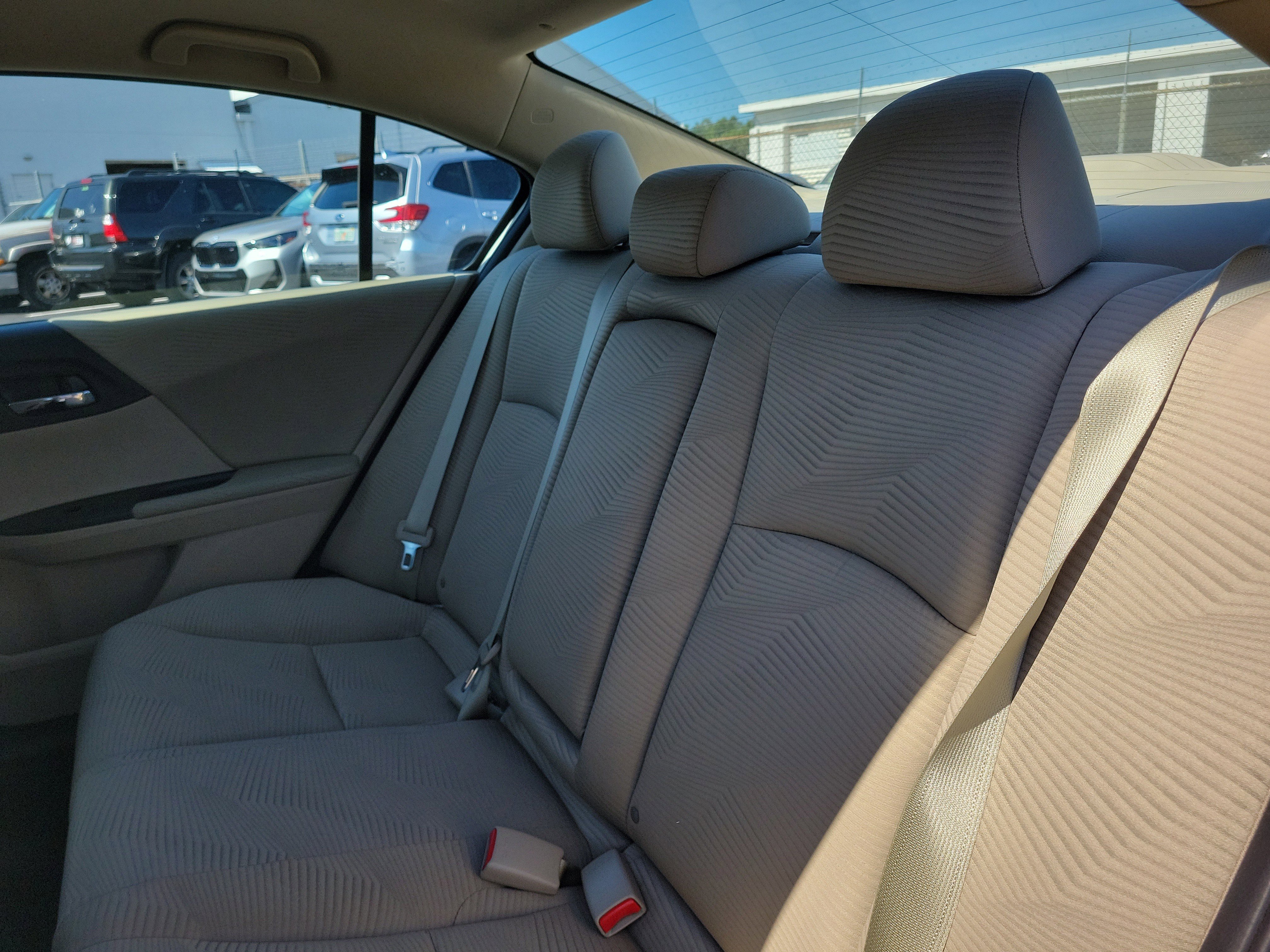 Used 2015 Honda Accord LX image 9