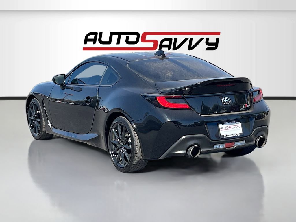 Used 2025 Toyota GR86 Premium w/ ALL Weather Mat Package (TMS) RWD image 5