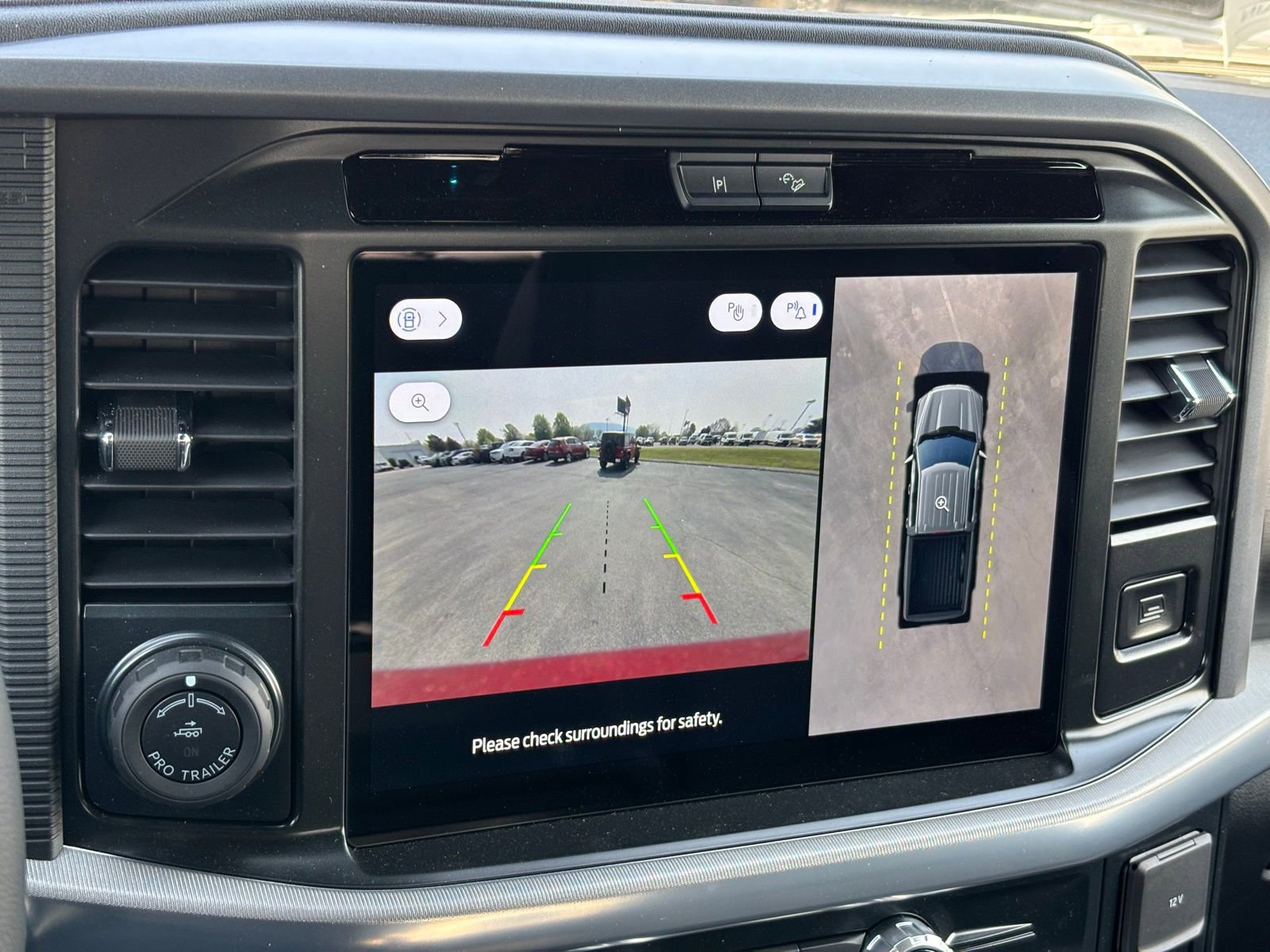 New 2025 Ford F150 Lariat w/ Equipment Group 502A High AWD/4WD image 8