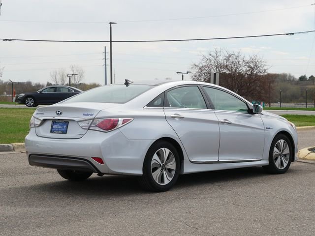 Used 2014 Hyundai Sonata Limited w/ Panoramic Sunroof Package 02 image 7