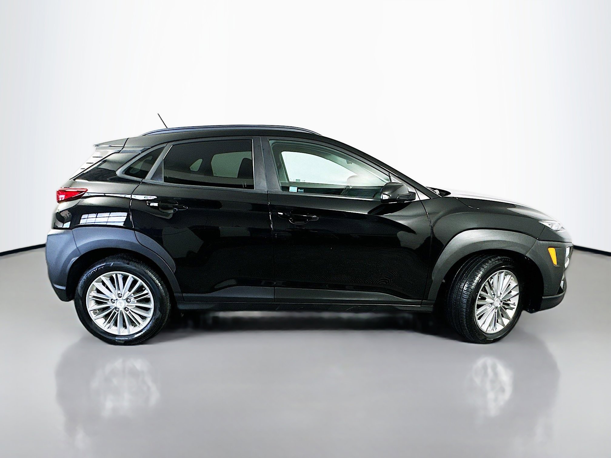 Used 2020 Hyundai Kona SEL AWD/4WD image 8