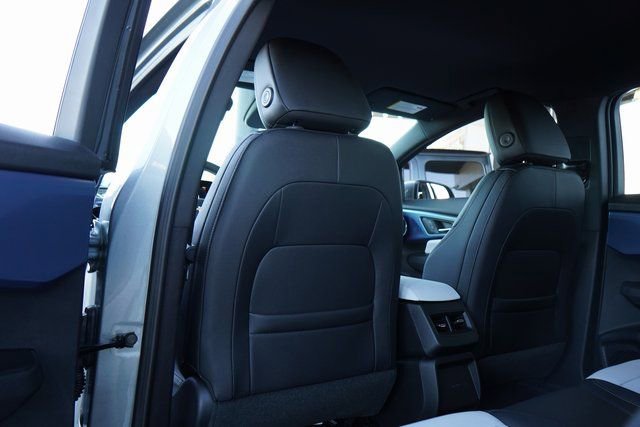 New 2025 Chevrolet Equinox EV LT FWD image 27