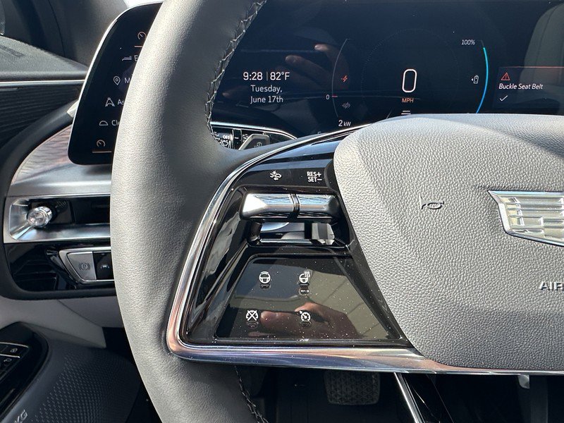 New 2025 Cadillac Lyriq Luxury image 21