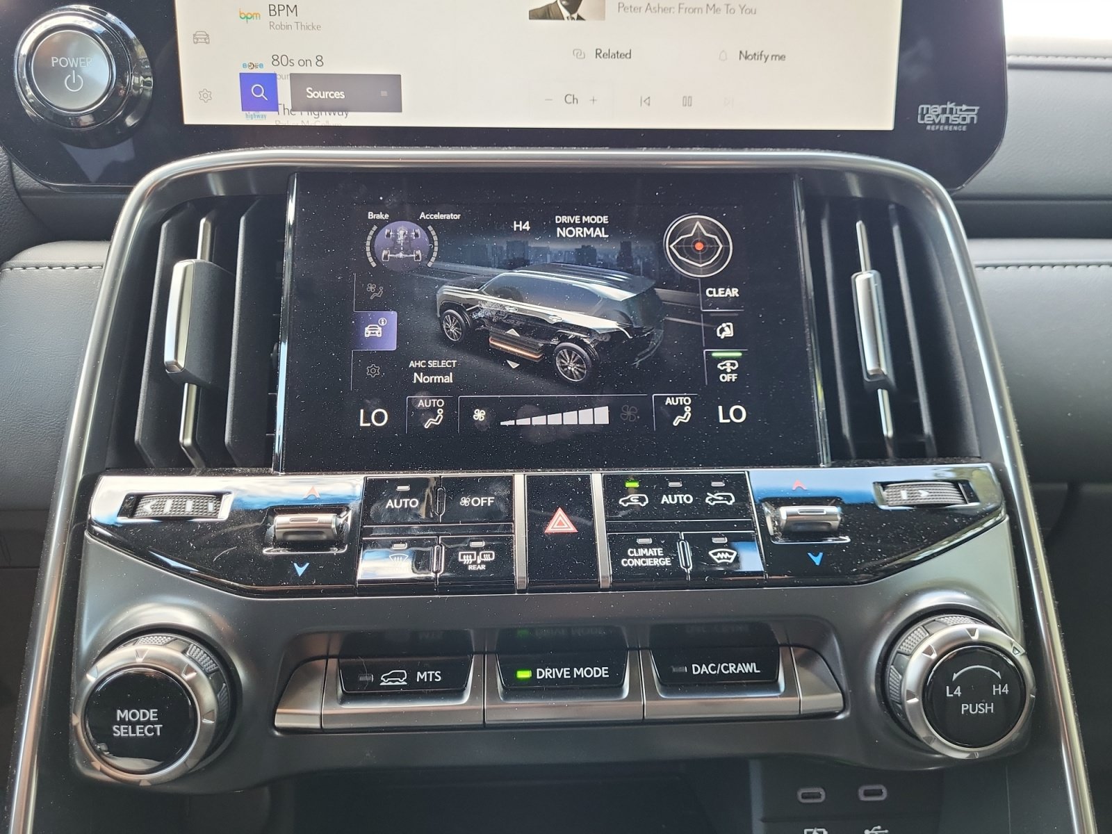 New 2026 Lexus LX 700h Luxury AWD/4WD image 17