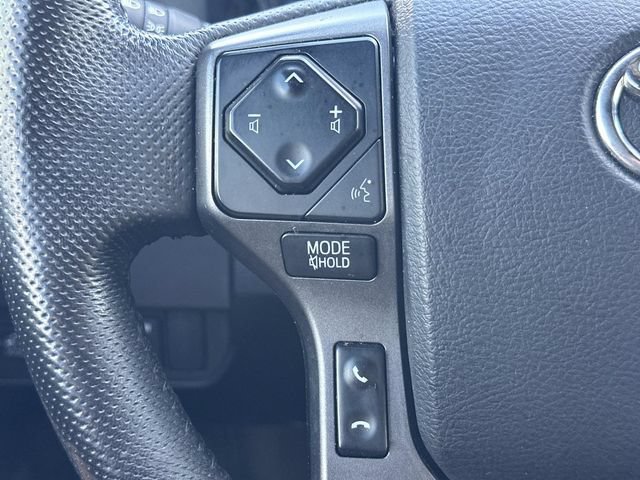 Used 2023 Toyota Tacoma TRD Off-Road w/ Technology Package AWD/4WD image 19