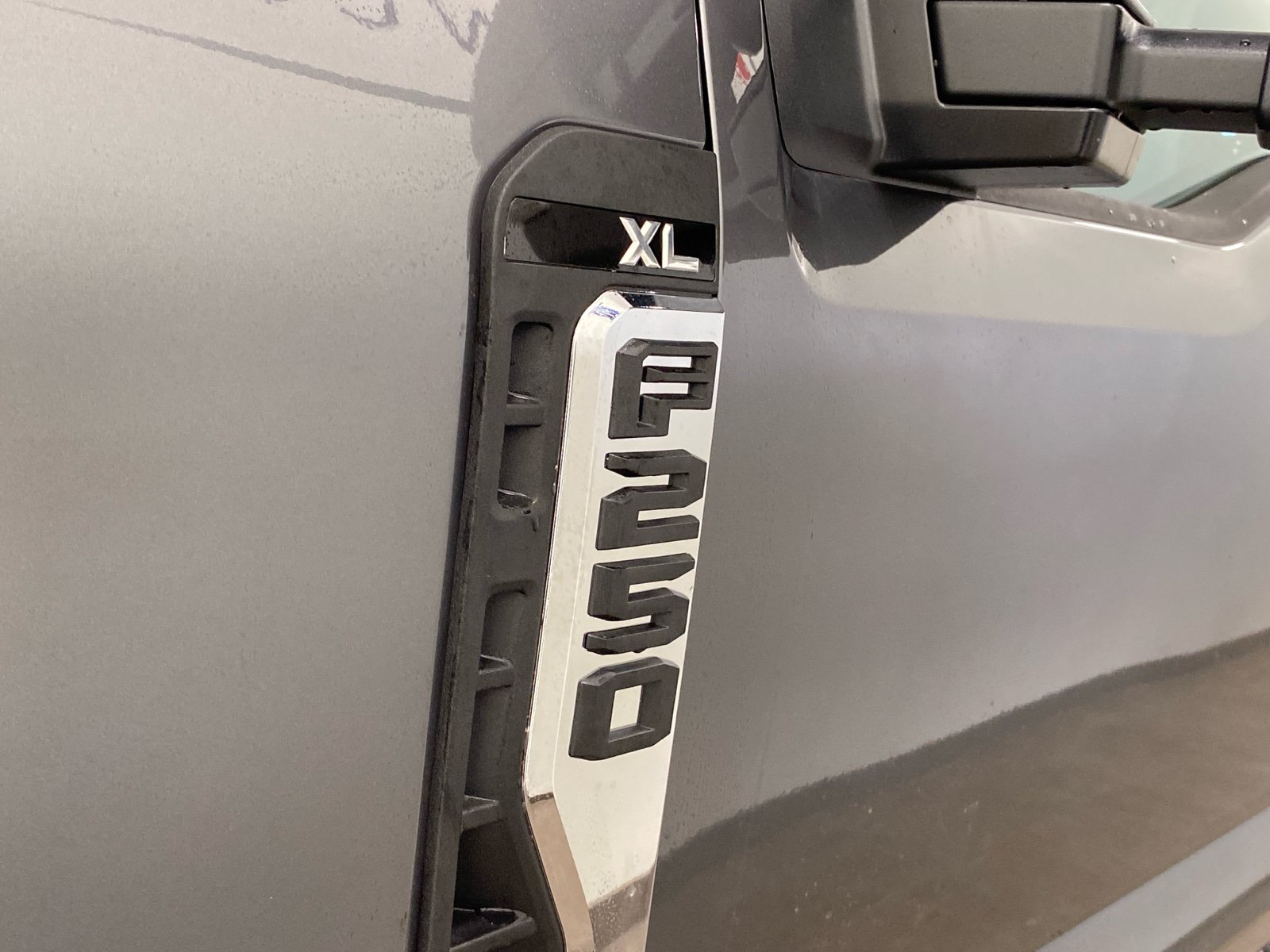 New 2026 Ford F250 XL w/ XL Chrome Package AWD/4WD image 8