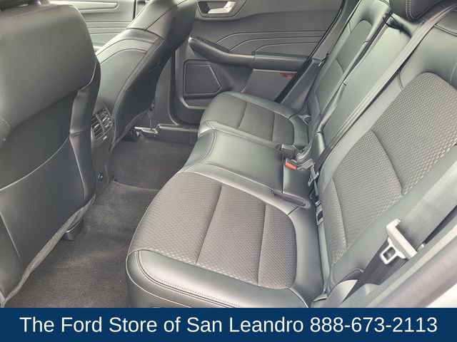 New 2025 Ford Escape SE w/ Class II Trailer Tow Package image 11