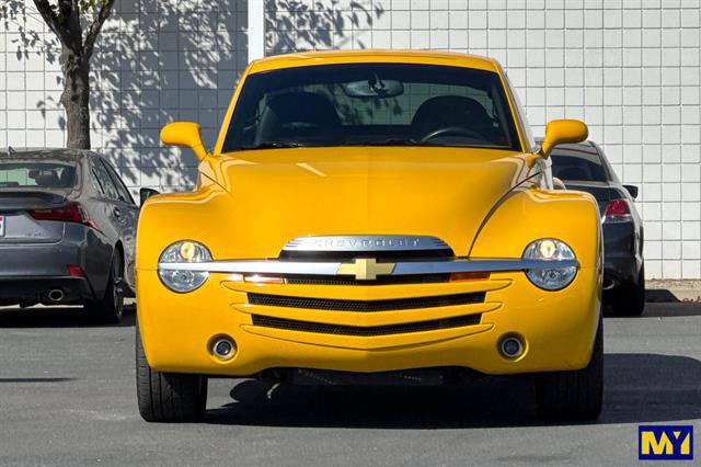 Used 2005 Chevrolet SSR w/ Preferred Equipment Group image 9
