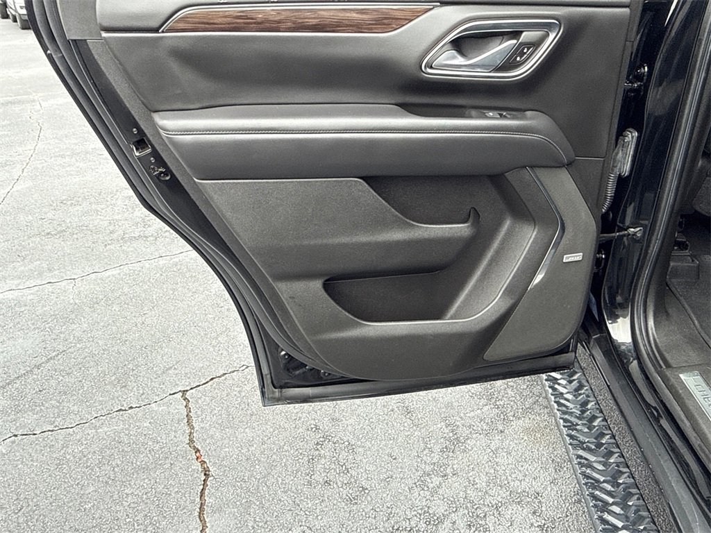 Used 2021 Chevrolet Tahoe Z71 w/ Rear Media and Nav Package image 24
