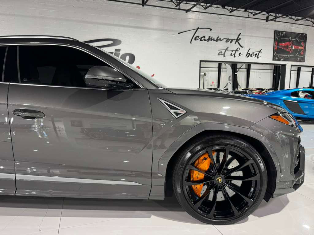 Used 2021 Lamborghini Urus image 52