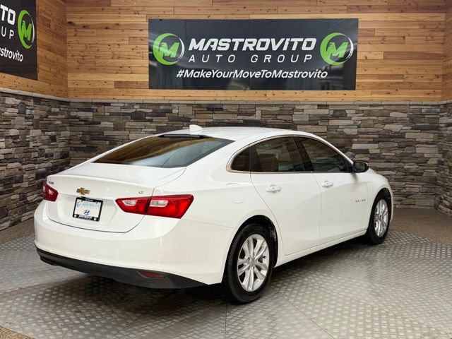 Used 2016 Chevrolet Malibu LT w/ Leather Package FWD image 9