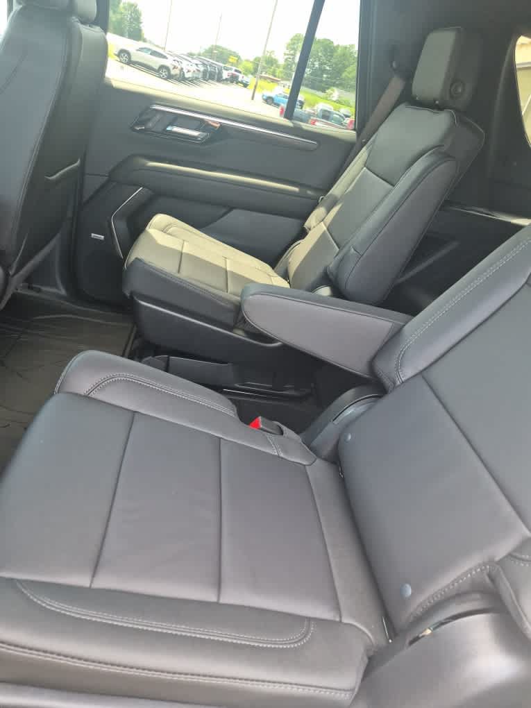 New 2026 Chevrolet Tahoe LT w/ Comfort Package AWD/4WD image 23