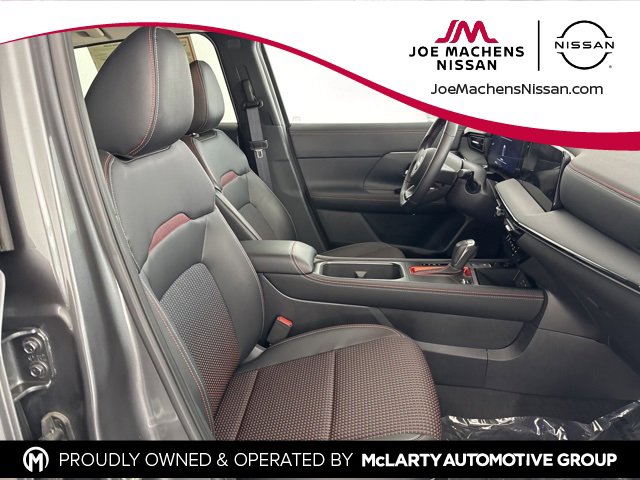 Certified 2025 Nissan Kicks SR w/ Illumination Package image 20