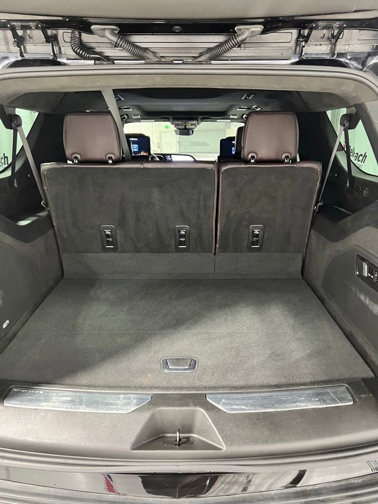 Certified 2023 Cadillac Escalade ESV Sport Platinum w/ LPO, ONYX Package AWD/4WD image 14