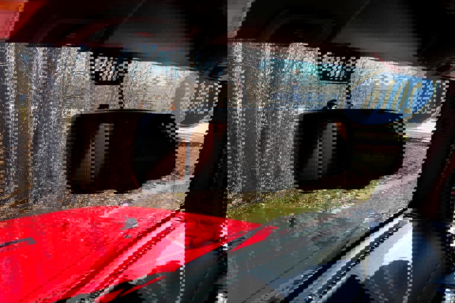 Used 2016 Jeep Wrangler Sahara w/ Connectivity Group image 29