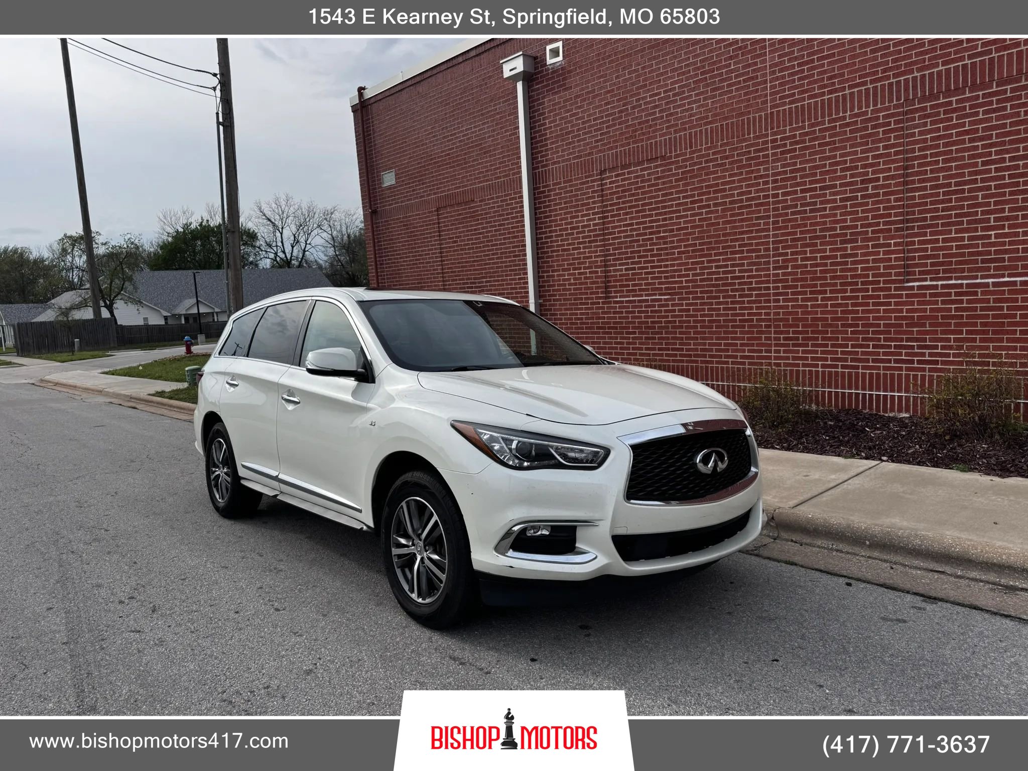 Used 2017 INFINITI QX60 Luxe image 8