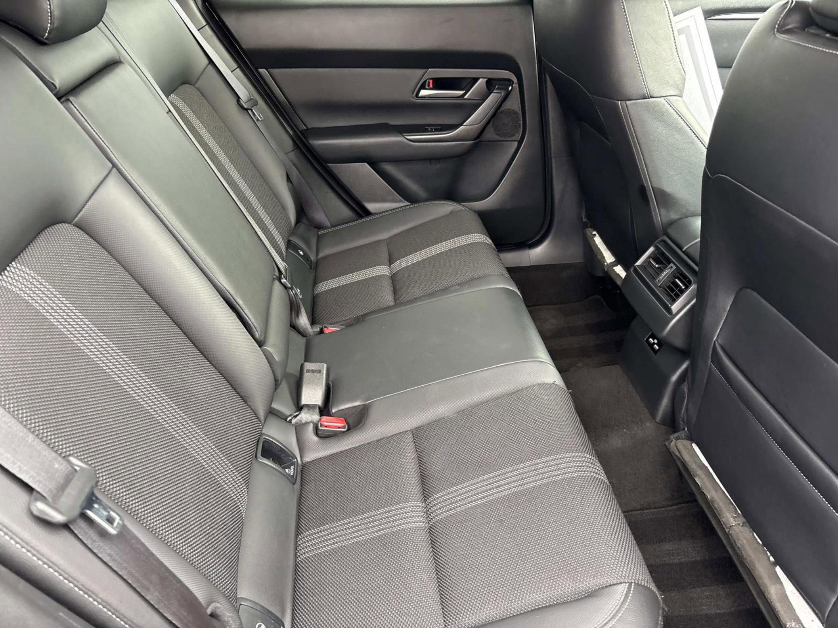 Used 2024 MAZDA CX-50 AWD 2.5 S w/ Preferred Package image 22