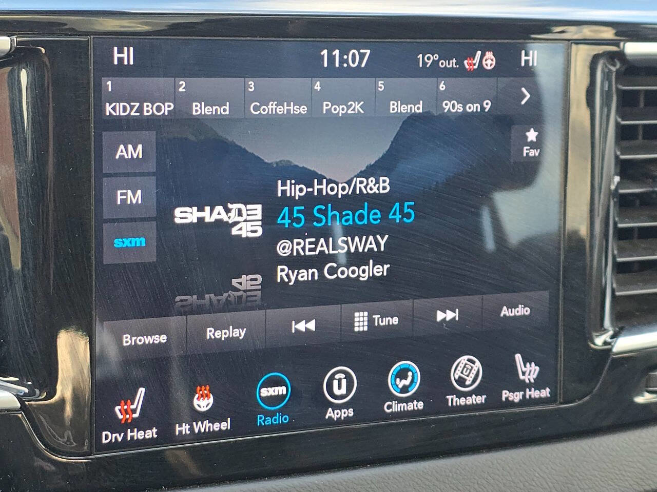 Used 2018 Chrysler Pacifica Touring-L Plus image 13