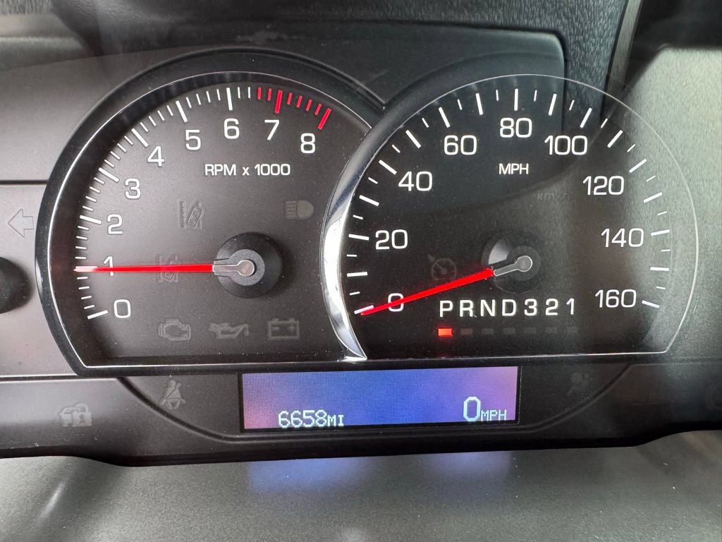 Used 2010 Cadillac DTS Limousine FWD image 13