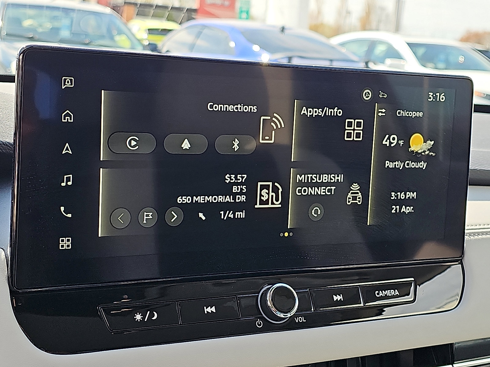 Used 2025 Mitsubishi Outlander SE AWD/4WD image 29