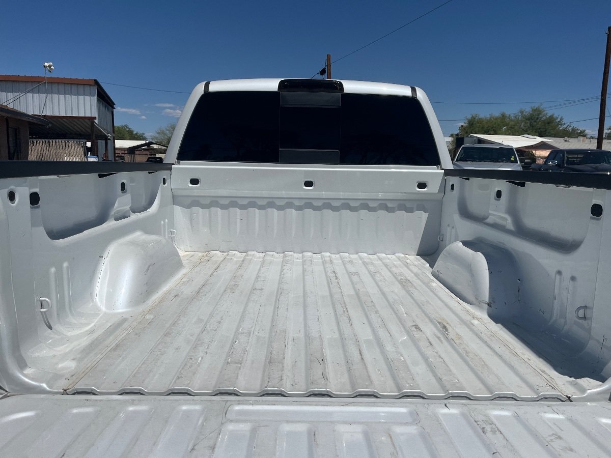 Used 2018 Chevrolet Silverado 1500 LT w/ All Star Edition AWD/4WD image 31
