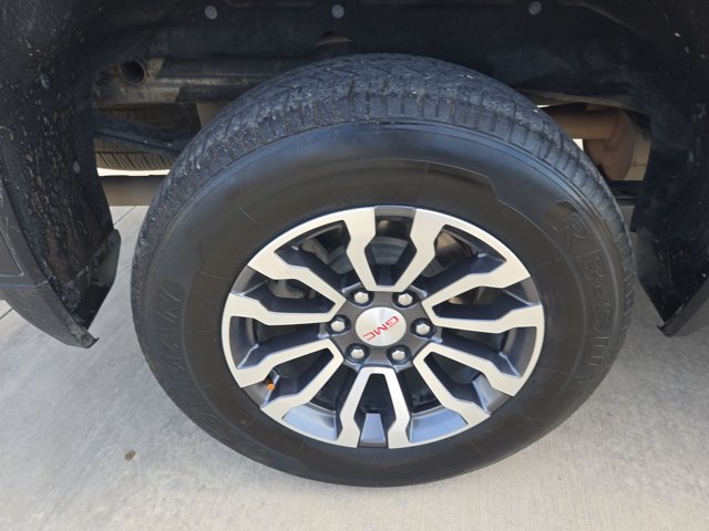 Used 2019 GMC Sierra 1500 AT4 w/ AT4 Premium Package AWD/4WD image 22