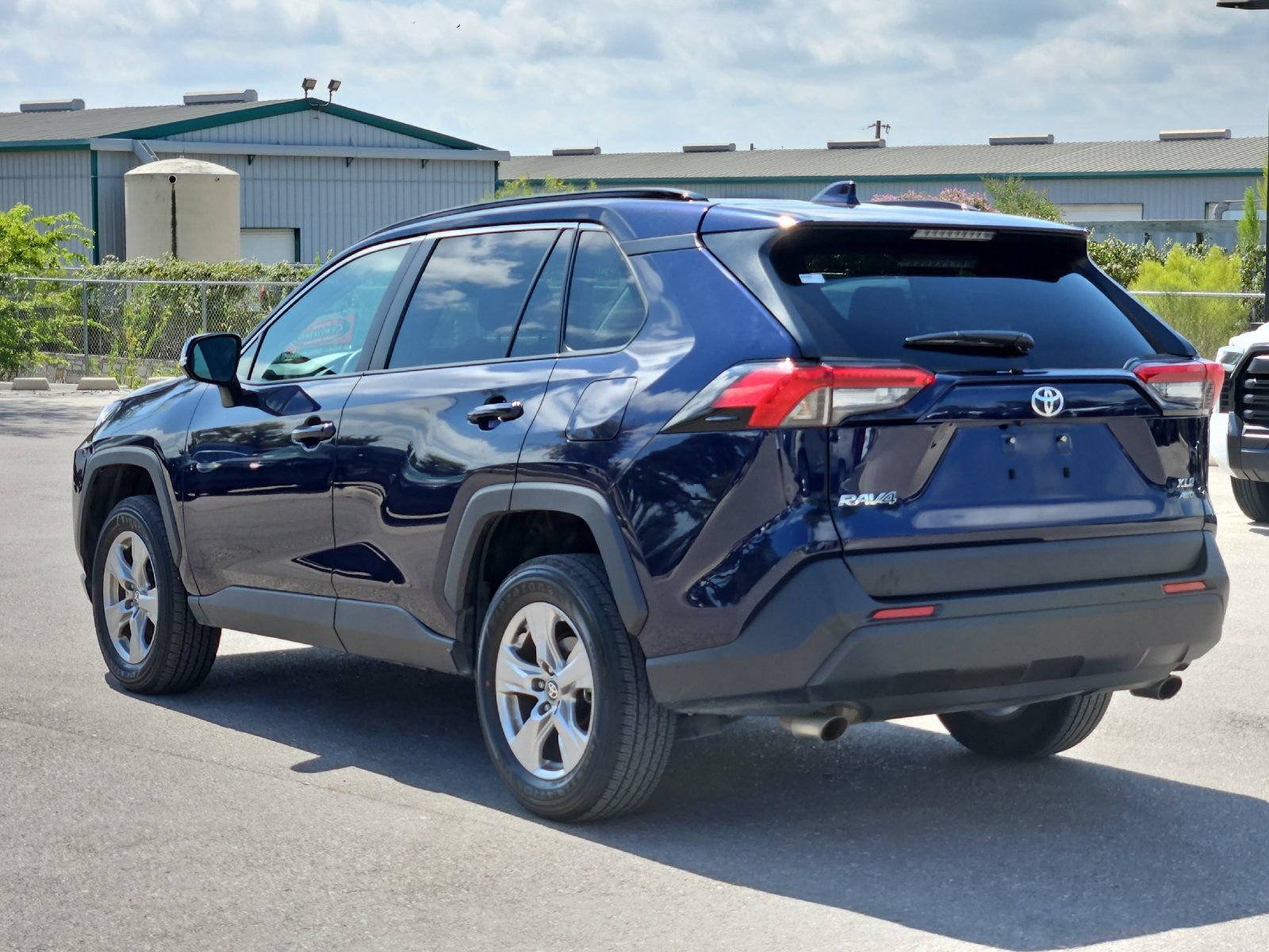 Certified 2025 Toyota RAV4 XLE AWD/4WD image 3