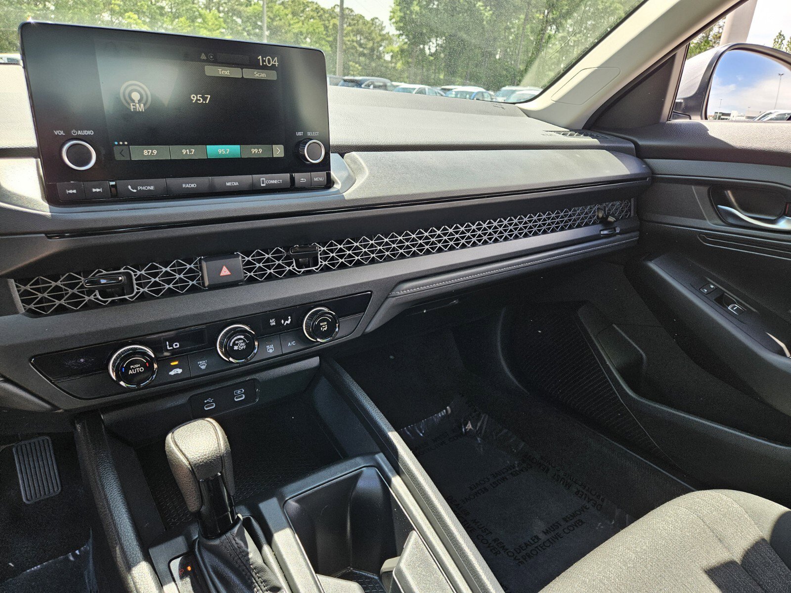 Used 2023 Honda Accord LX image 19