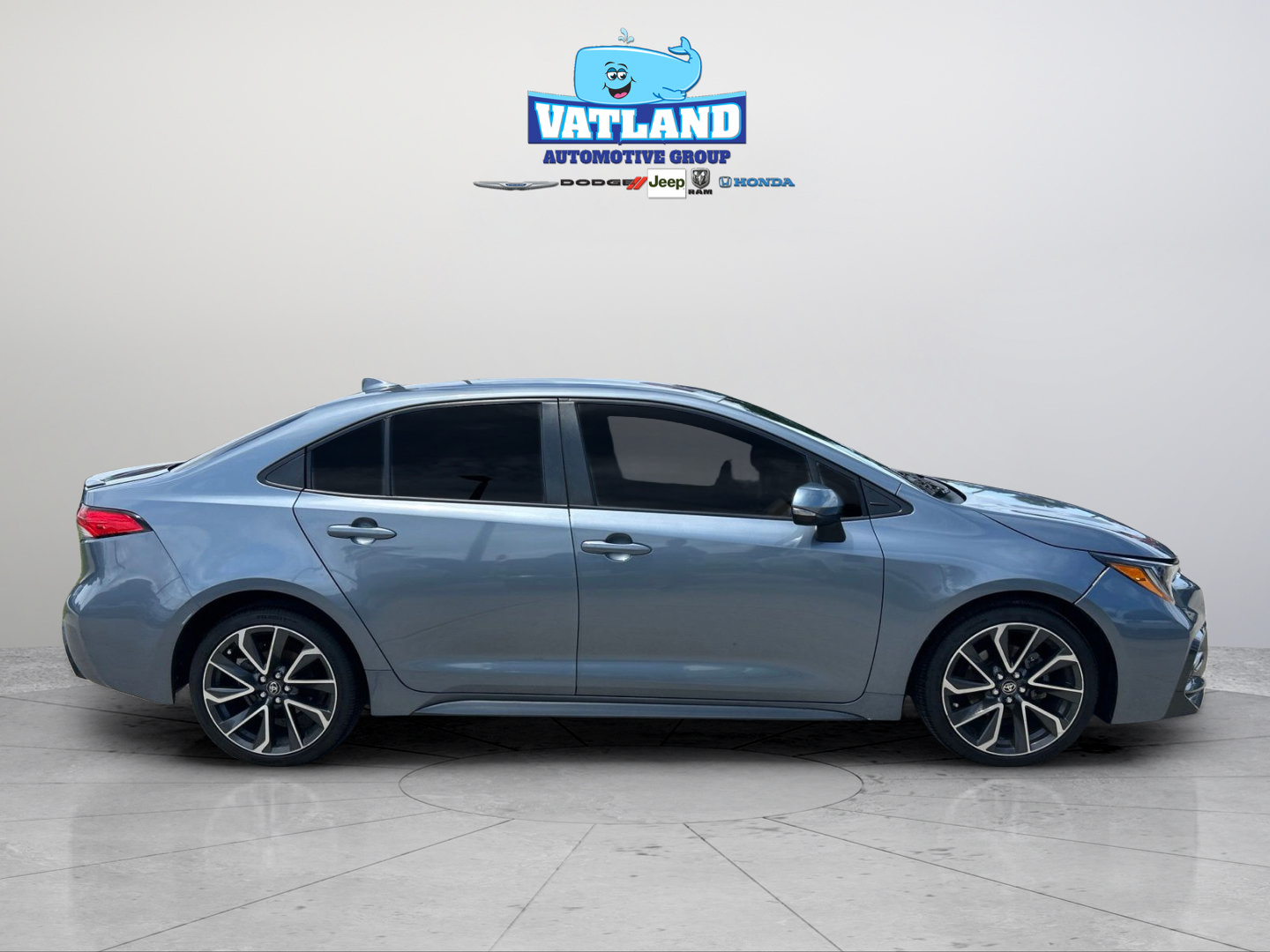 Used 2022 Toyota Corolla SE FWD image 6