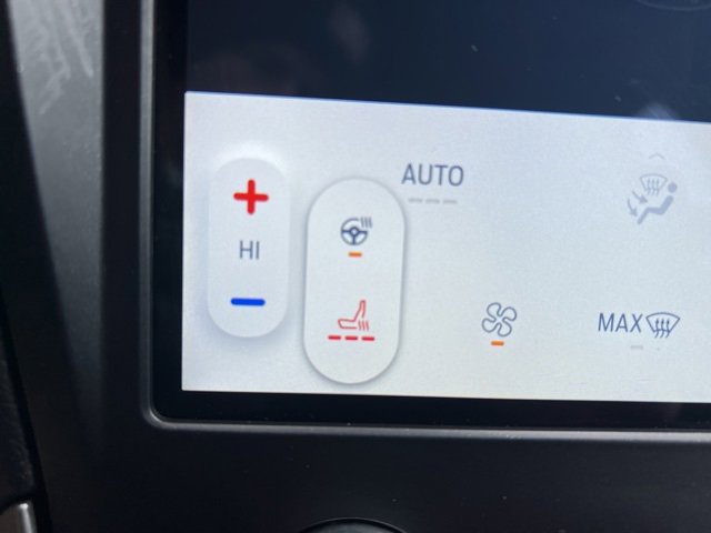 Used 2022 Ford Edge ST-Line image 34