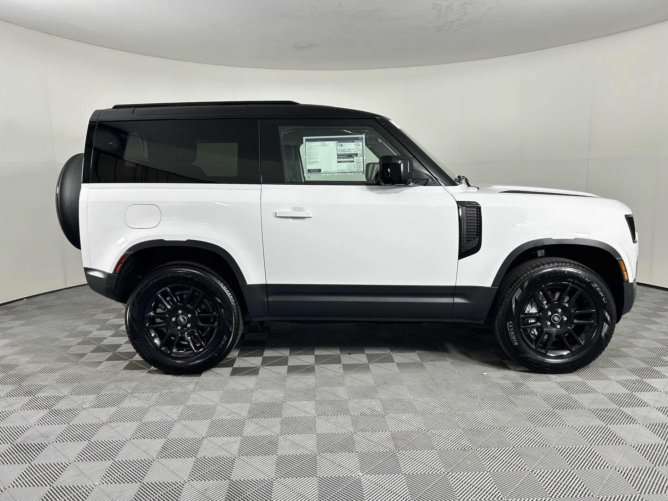 Used 2025 Land Rover Defender 90 S AWD/4WD image 6