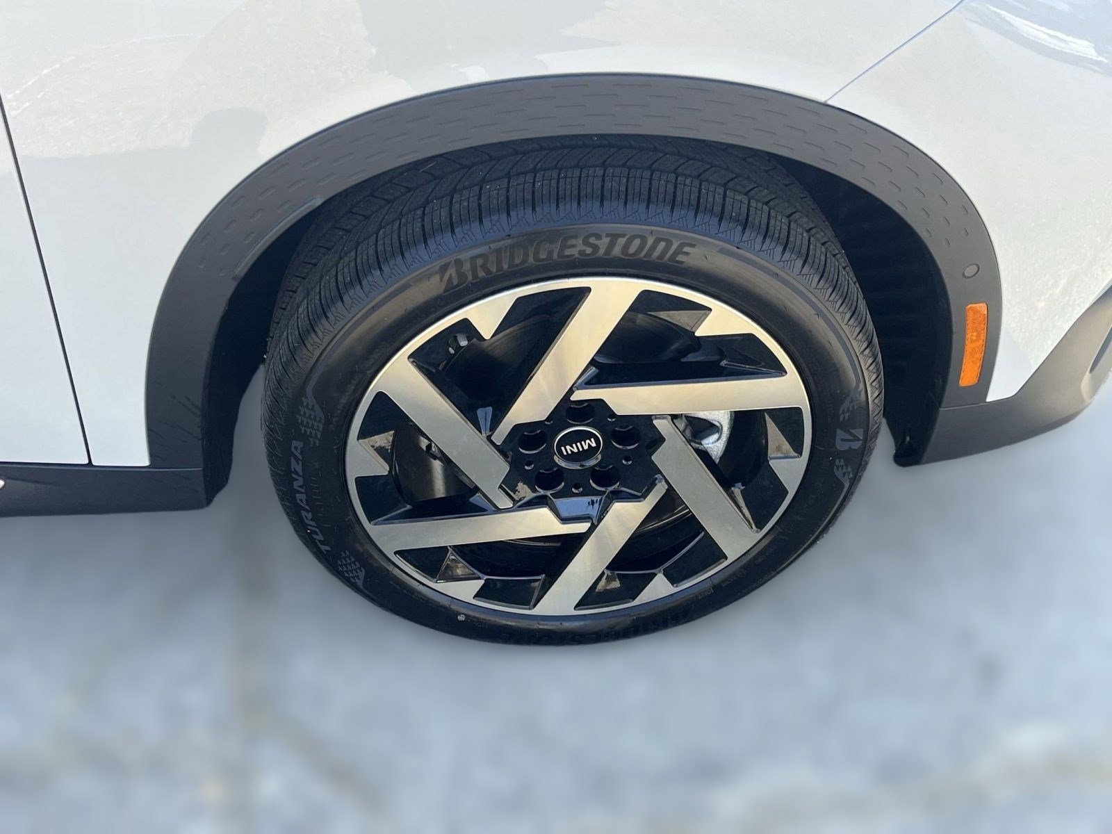 Used 2025 MINI Cooper Countryman S w/ Comfort Package Max image 11