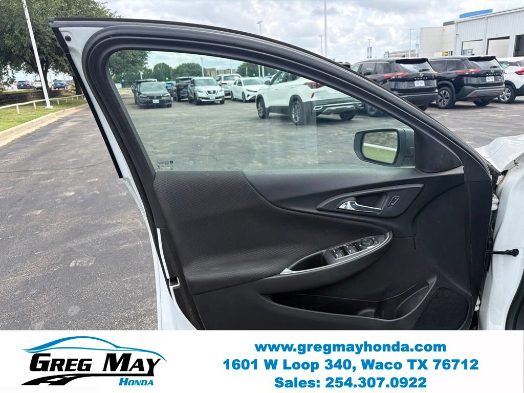 Used 2016 Chevrolet Malibu LS FWD image 9