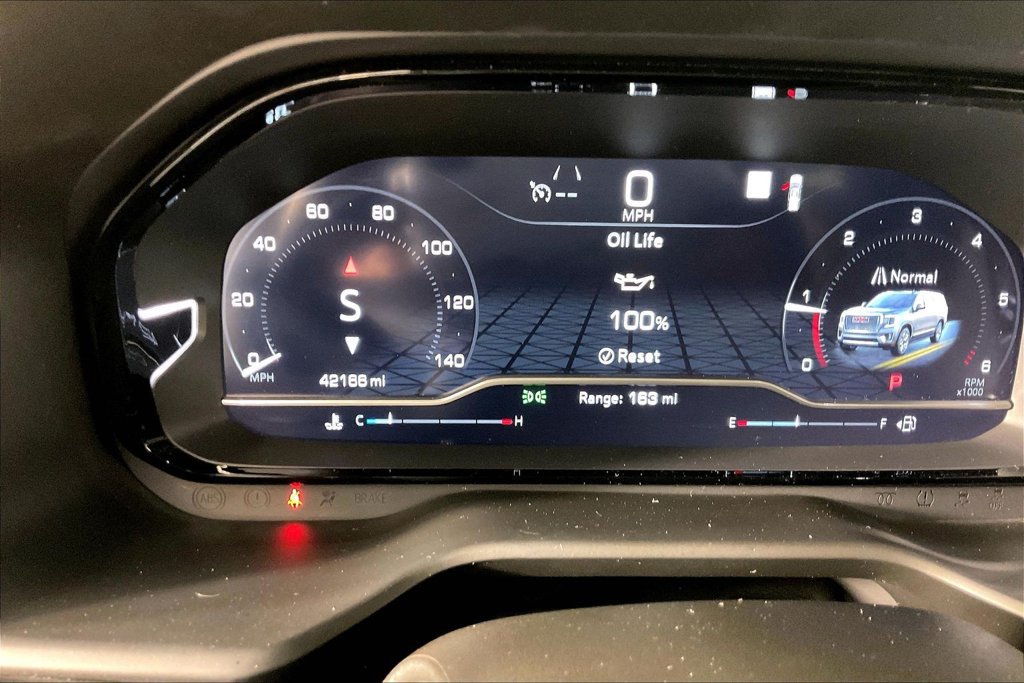 Certified 2022 GMC Yukon Denali RWD image 12