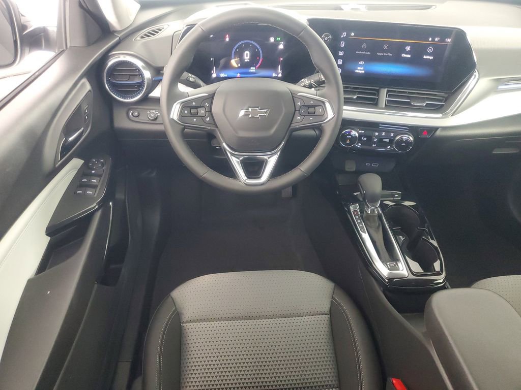 New 2026 Chevrolet Trax LT w/ Midnight Edition image 14