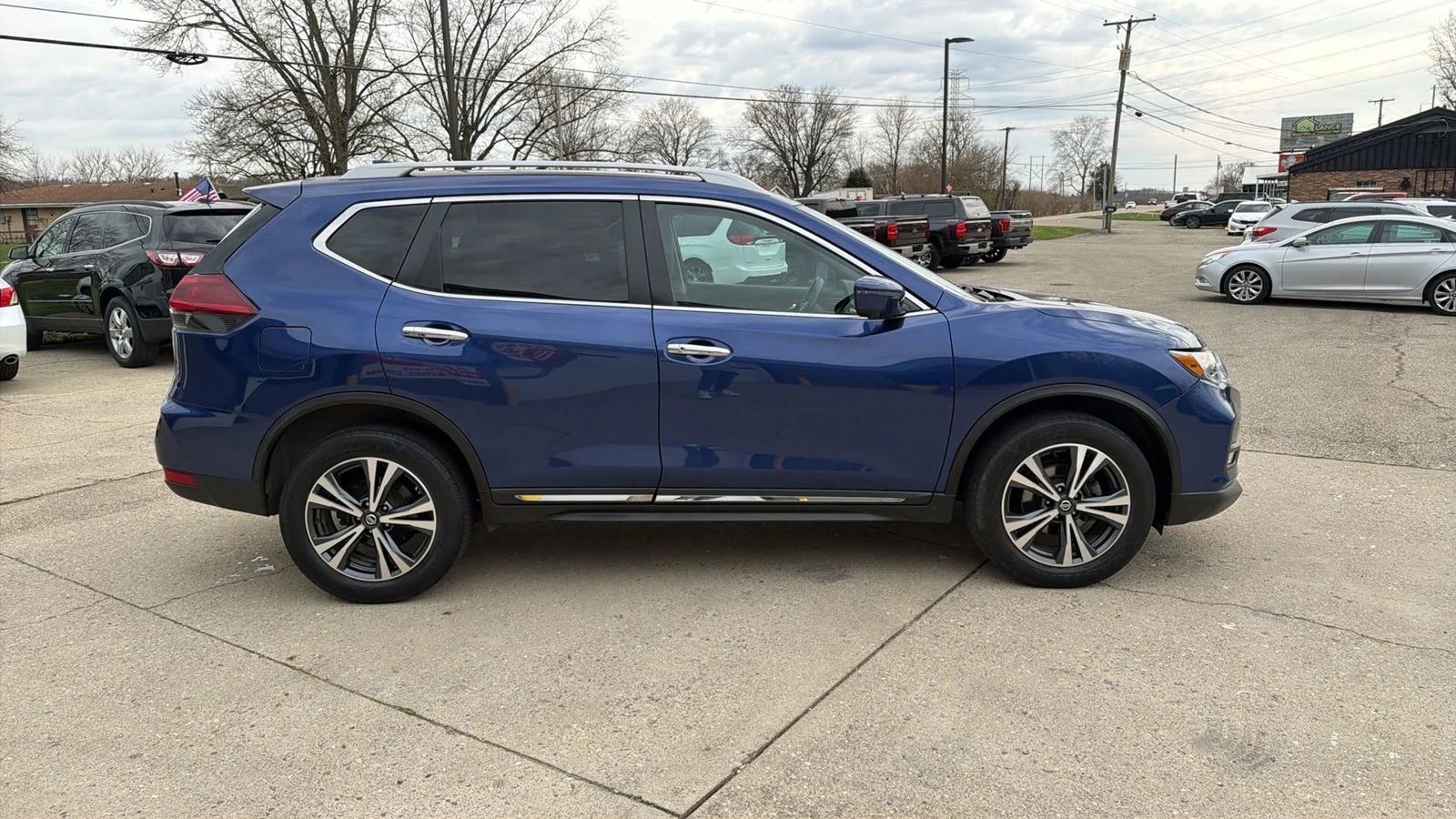 Used 2018 Nissan Rogue SL image 14