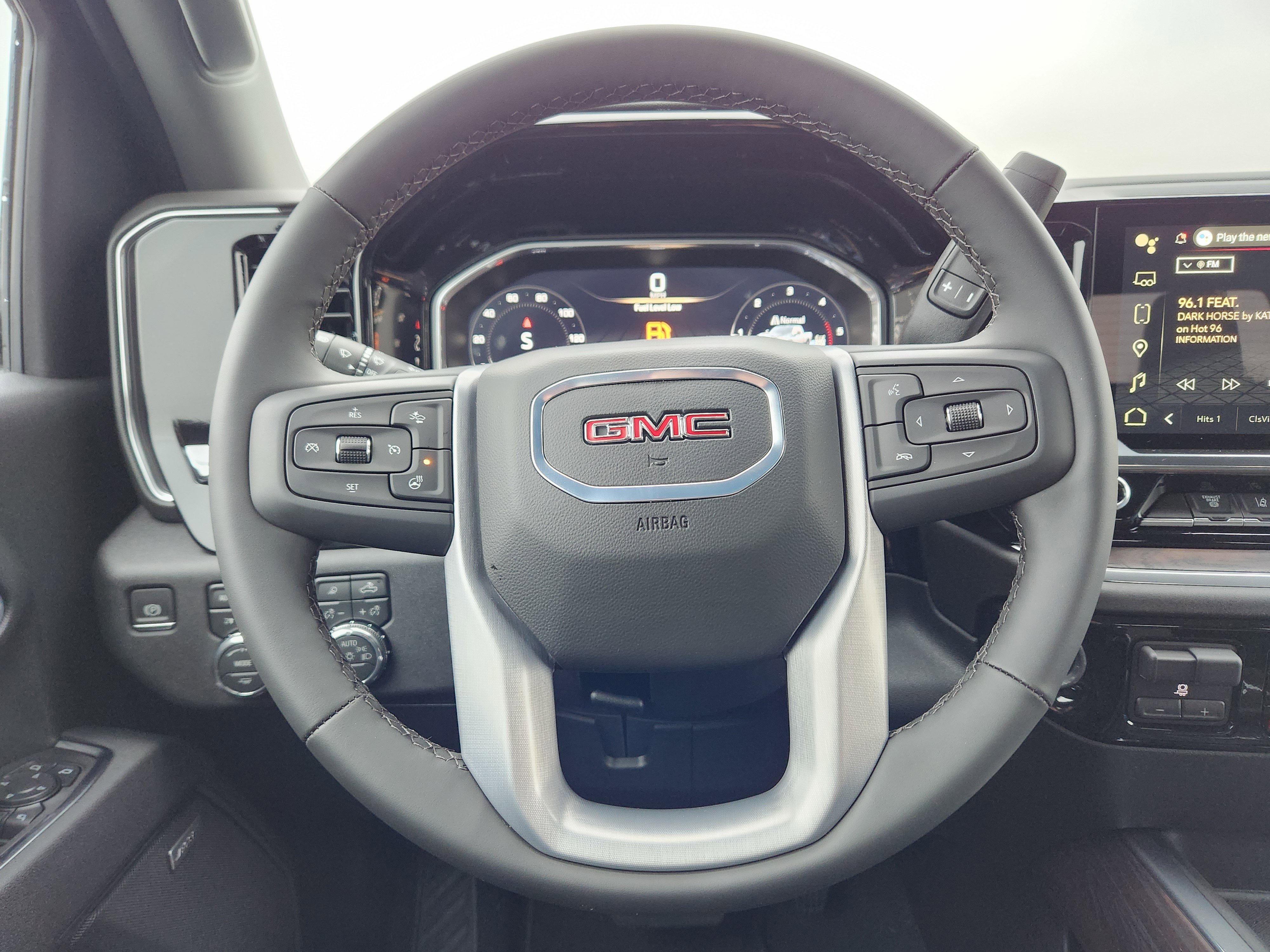 New 2026 GMC Sierra 2500 SLT w/ SLT Premium Package image 15