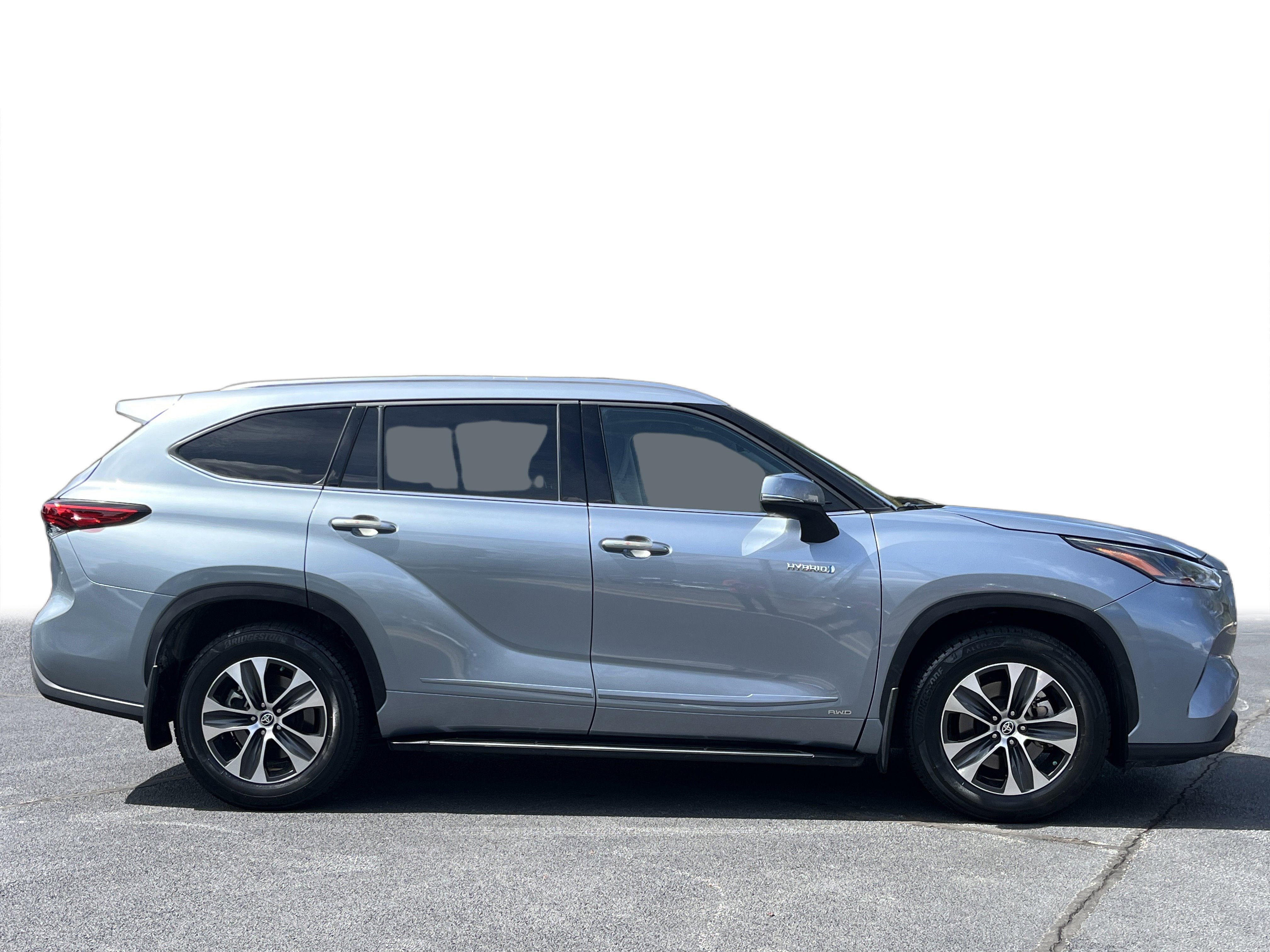 Used 2021 Toyota Highlander XLE image 31
