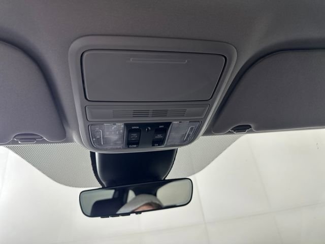 Used 2023 Honda Odyssey EX-L image 24