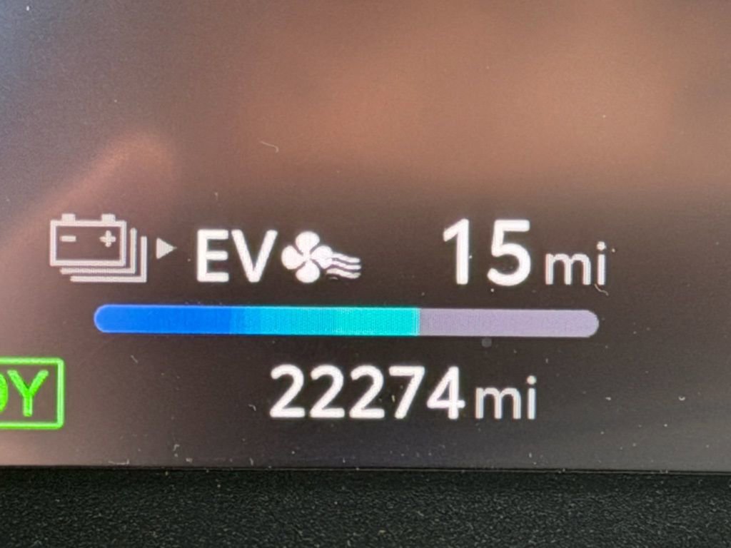 Used 2024 Toyota RAV4 XSE w/ Weather Package image 17